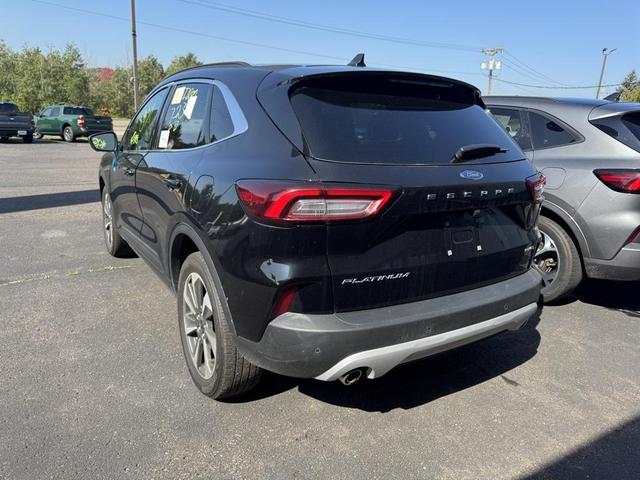 Photo of 2024 Black Ford Escape