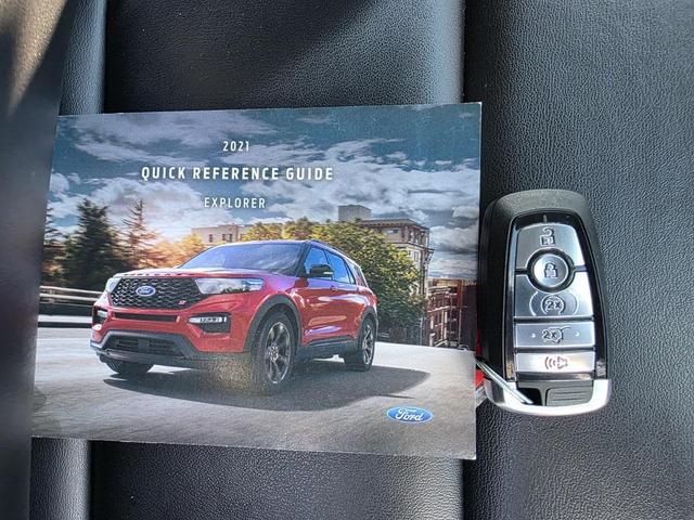 Photo of 2021 Black Ford Explorer