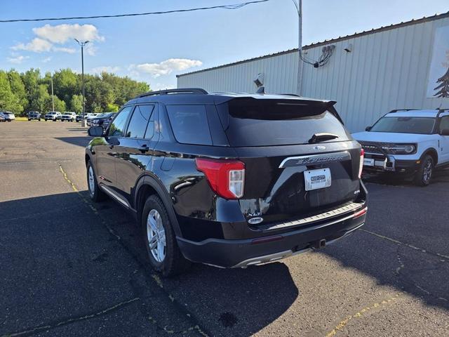 Photo of 2021 Black Ford Explorer
