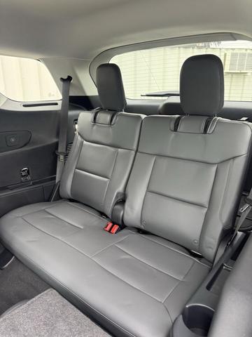 Photo of 2025 Agate Black Metallic Ford Explorer