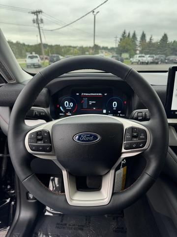 Photo of 2025 Agate Black Metallic Ford Explorer