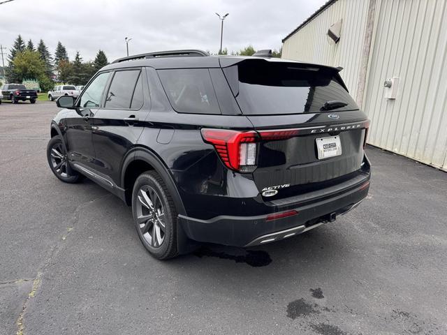 Photo of 2025 Agate Black Metallic Ford Explorer