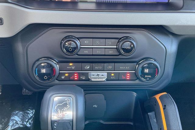 Photo of 2023 Oxford White Ford Bronco