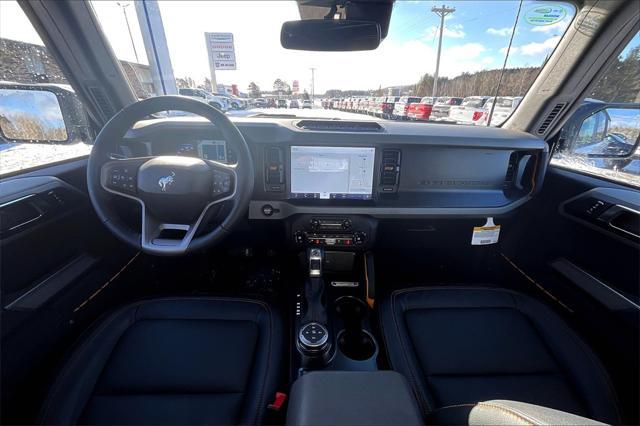 Photo of 2023 Oxford White Ford Bronco