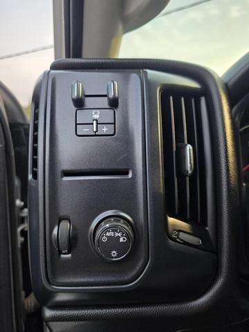 Photo of 2015 Quicksilver Metallic GMC Sierra 3500