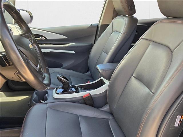Photo of 2021 Summit White Chevrolet Bolt EV