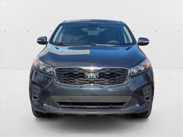 Photo of 2020 Gravity Grey Kia Sorento