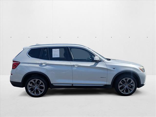 Photo of 2016 Alpine White BMW X3