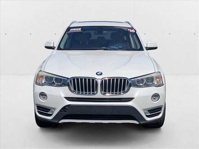 Photo of 2016 Alpine White BMW X3