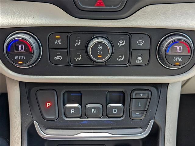 Photo of 2019 Summit White GMC Terrain