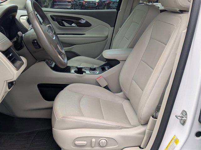 Photo of 2019 Summit White GMC Terrain