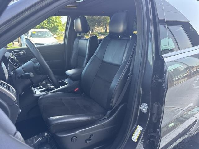 Photo of 2019 Granite Crystal Clearcoat Metallic Jeep Grand Cherokee