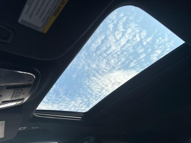 Photo of 2019 Granite Crystal Clearcoat Metallic Jeep Grand Cherokee