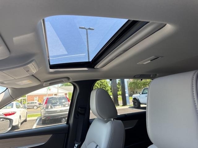 Photo of 2025 Rhodium Mazda CX-90