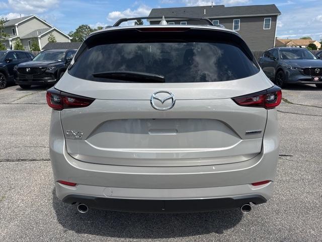 Photo of 2025 Platinum Mazda CX-5