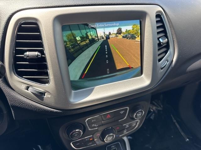 Photo of 2019 Silver Jeep Compass