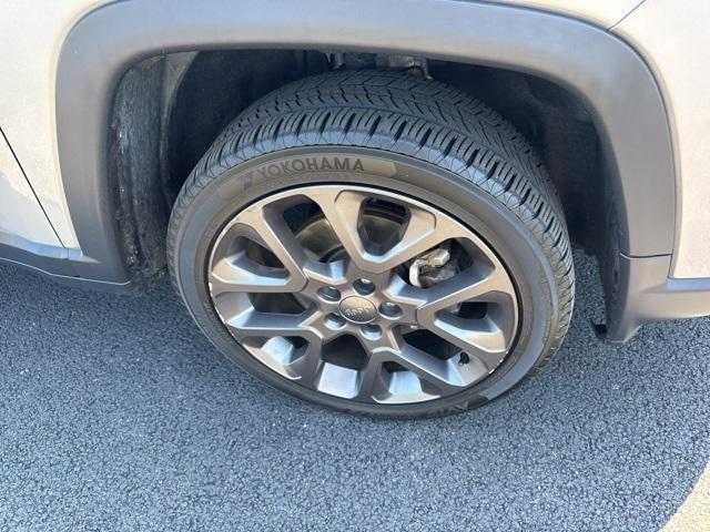 Photo of 2019 Silver Jeep Compass