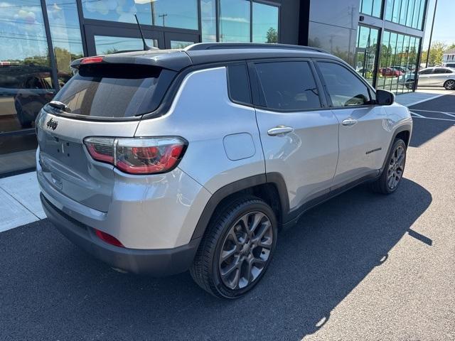 Photo of 2019 Silver Jeep Compass
