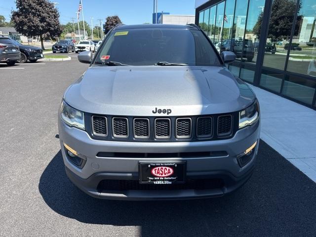 Photo of 2019 Silver Jeep Compass