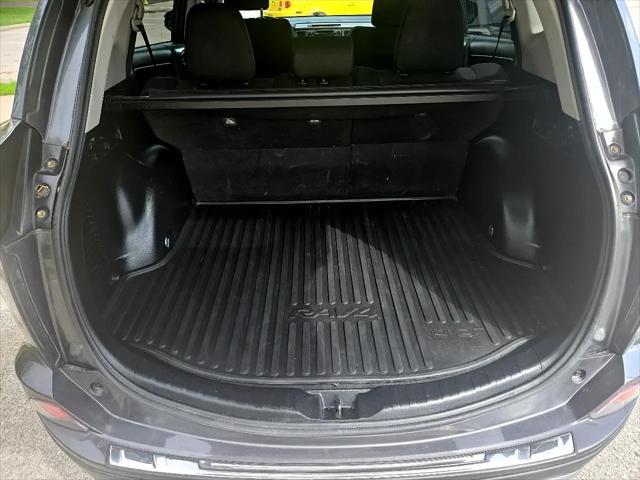 Photo of 2017 Black Toyota RAV4