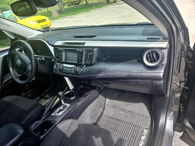 Photo of 2017 Black Toyota RAV4