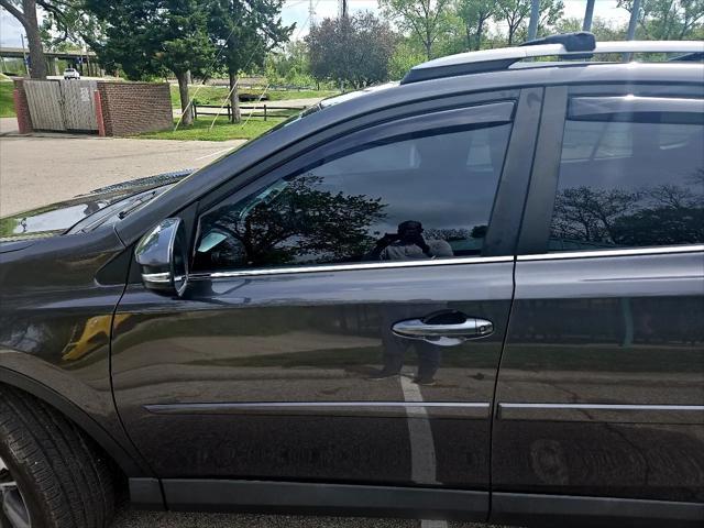 Photo of 2017 Black Toyota RAV4