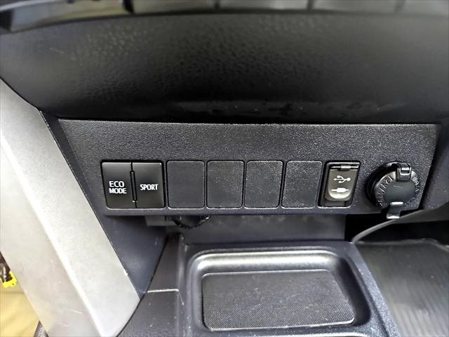 Photo of 2017 Black Toyota RAV4