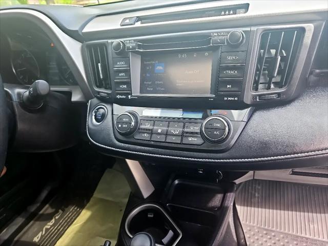 Photo of 2017 Black Toyota RAV4