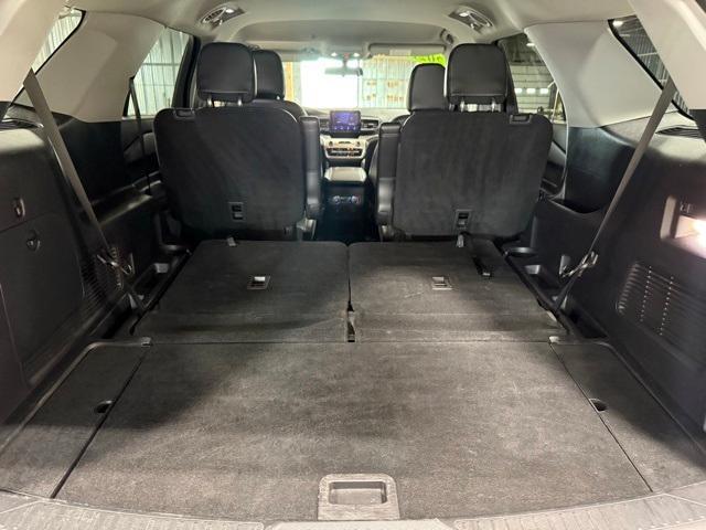 Photo of 2021 Blue Metallic Ford Explorer