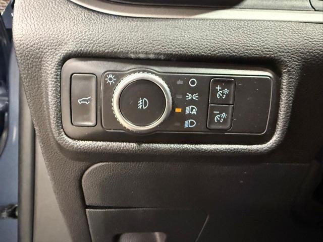 Photo of 2021 Blue Metallic Ford Explorer