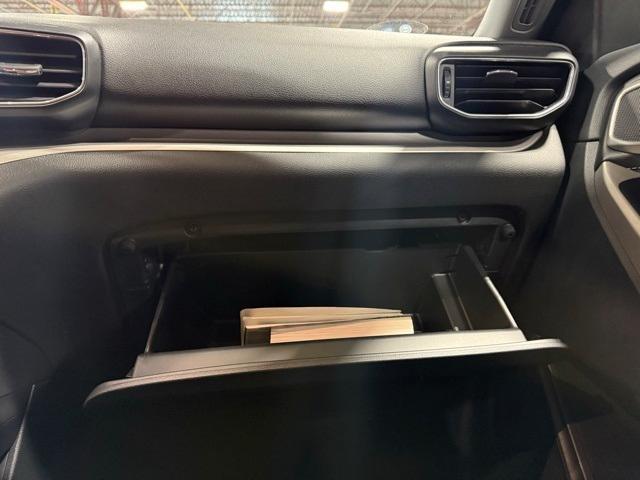 Photo of 2021 Blue Metallic Ford Explorer