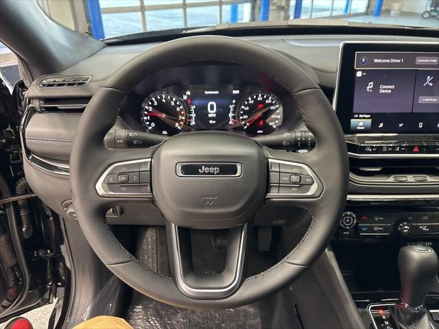 Photo of 2025 Diamond Black Jeep Compass