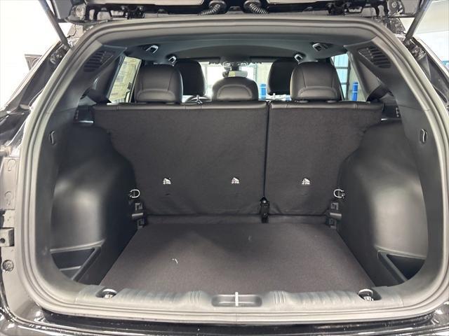 Photo of 2025 Diamond Black Jeep Compass