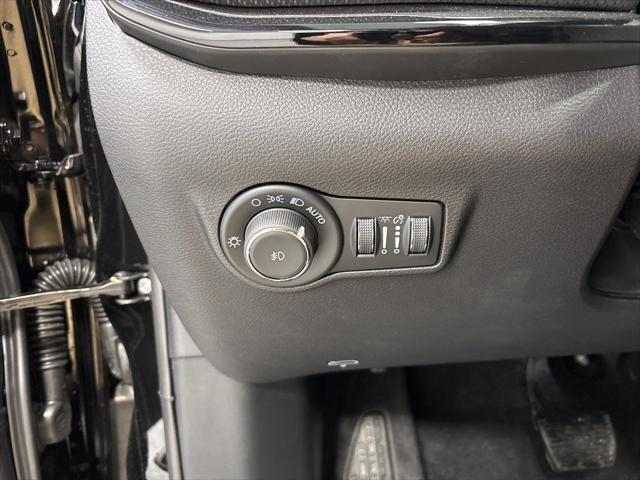 Photo of 2025 Diamond Black Jeep Compass