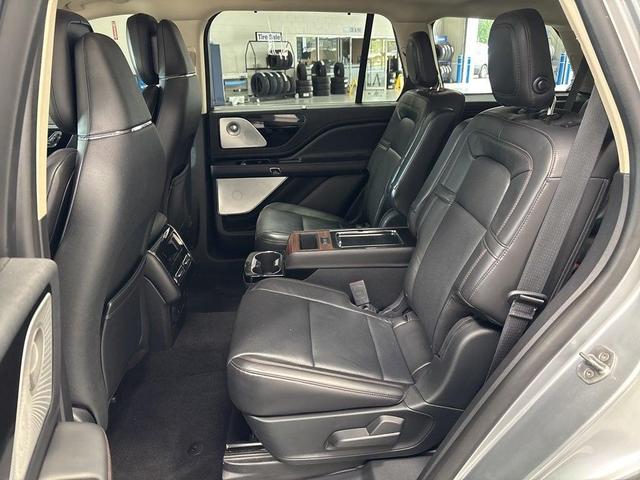 Photo of 2020 Silver Lincoln Aviator