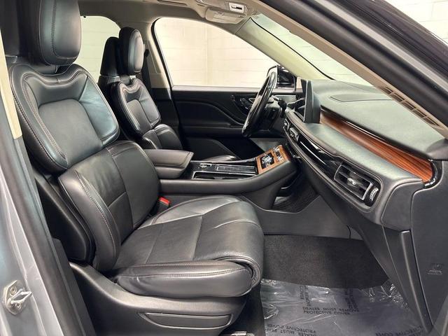 Photo of 2020 Silver Lincoln Aviator