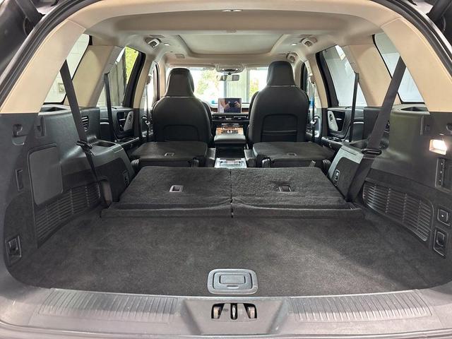 Photo of 2020 Silver Lincoln Aviator