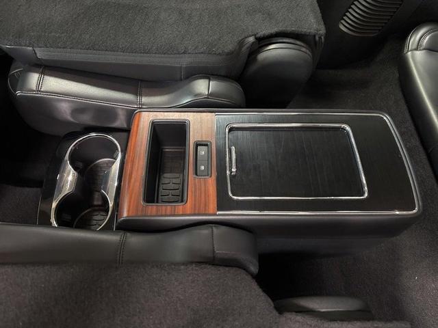 Photo of 2020 Silver Lincoln Aviator