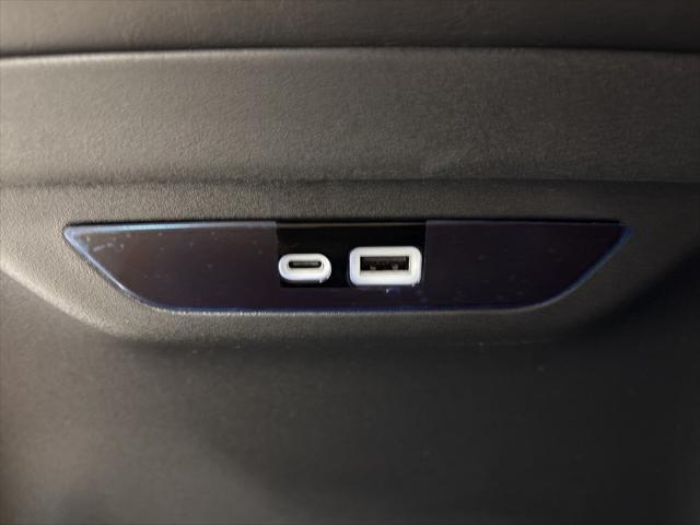 Photo of 2025 Red Hot Pearlcoat Chrysler Pacifica