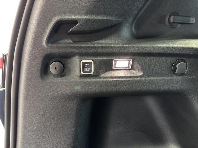 Photo of 2024 Midnight Sky Jeep Grand Cherokee L