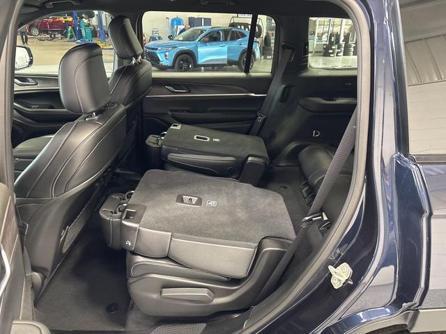 Photo of 2024 Midnight Sky Jeep Grand Cherokee L