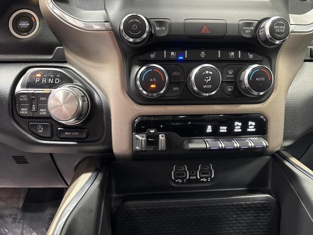Photo of 2020 Diamond Black Crystal Pearlcoat RAM 1500