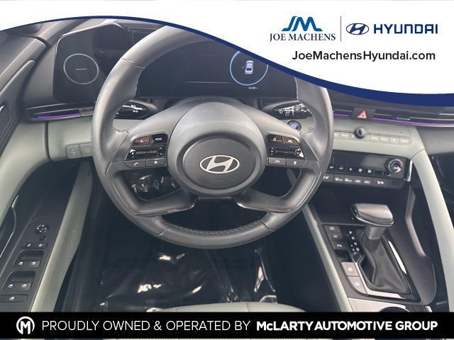 Photo of 2024 Gray Hyundai ELANTRA HEV