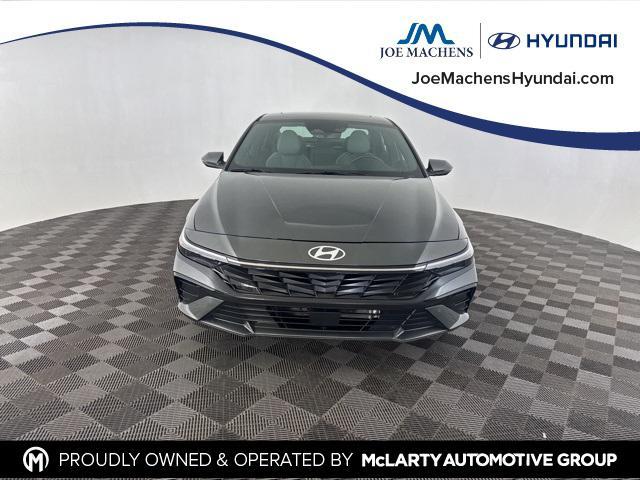 Photo of 2024 Gray Hyundai ELANTRA HEV