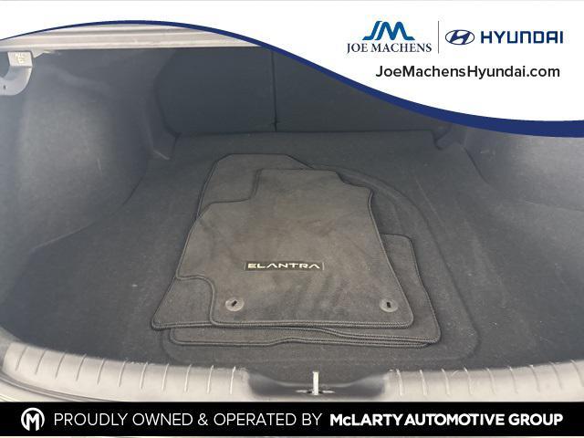 Photo of 2024 Gray Hyundai ELANTRA HEV