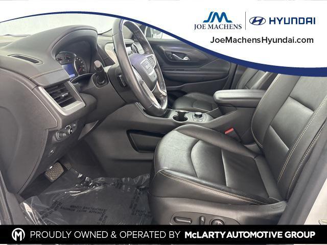 Photo of 2019 Summit White GMC Terrain