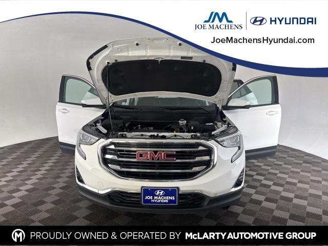Photo of 2019 Summit White GMC Terrain