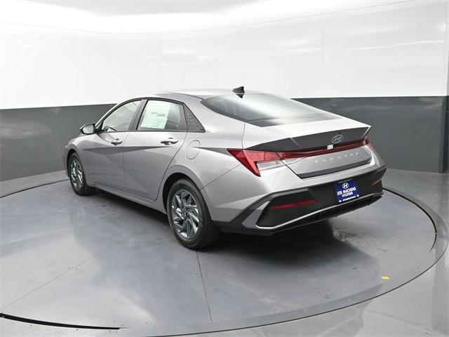 Photo of 2025 Fluid Metal Hyundai ELANTRA HEV