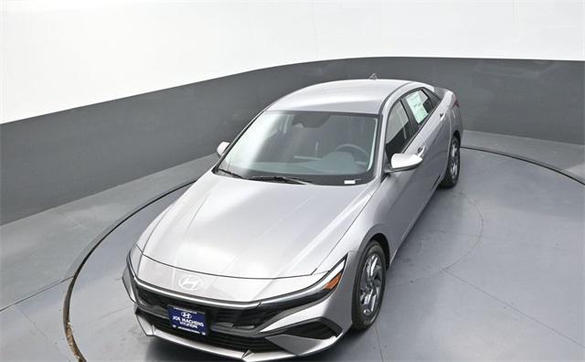 Photo of 2025 Fluid Metal Hyundai ELANTRA HEV