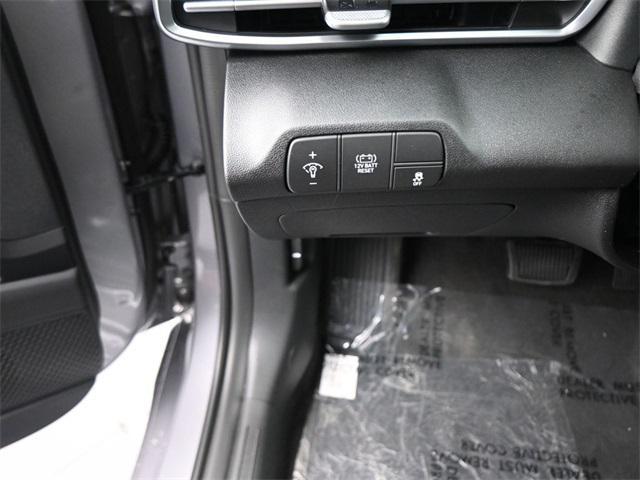 Photo of 2025 Fluid Metal Hyundai ELANTRA HEV